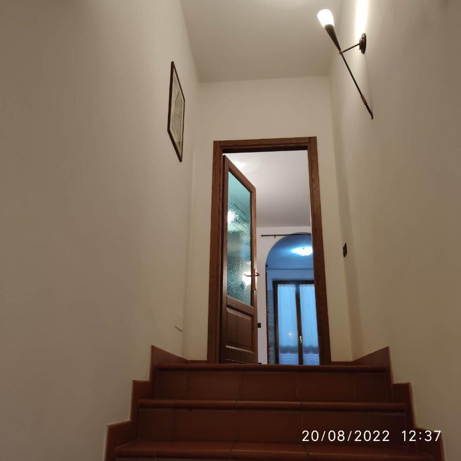 M & M Pinzi Suite Apartment Montepulciano Stazione Luaran gambar