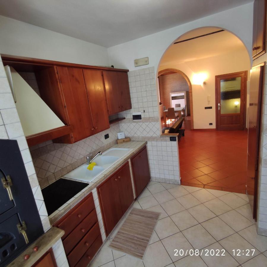 M & M Pinzi Suite Apartment Montepulciano Stazione Luaran gambar